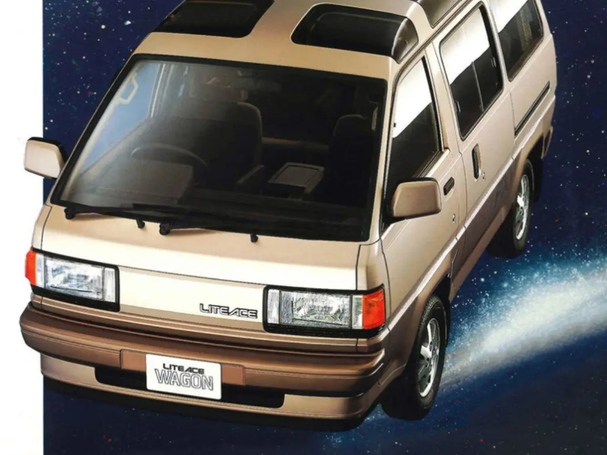Toyota Lite Ace III Минивэн — фото 3