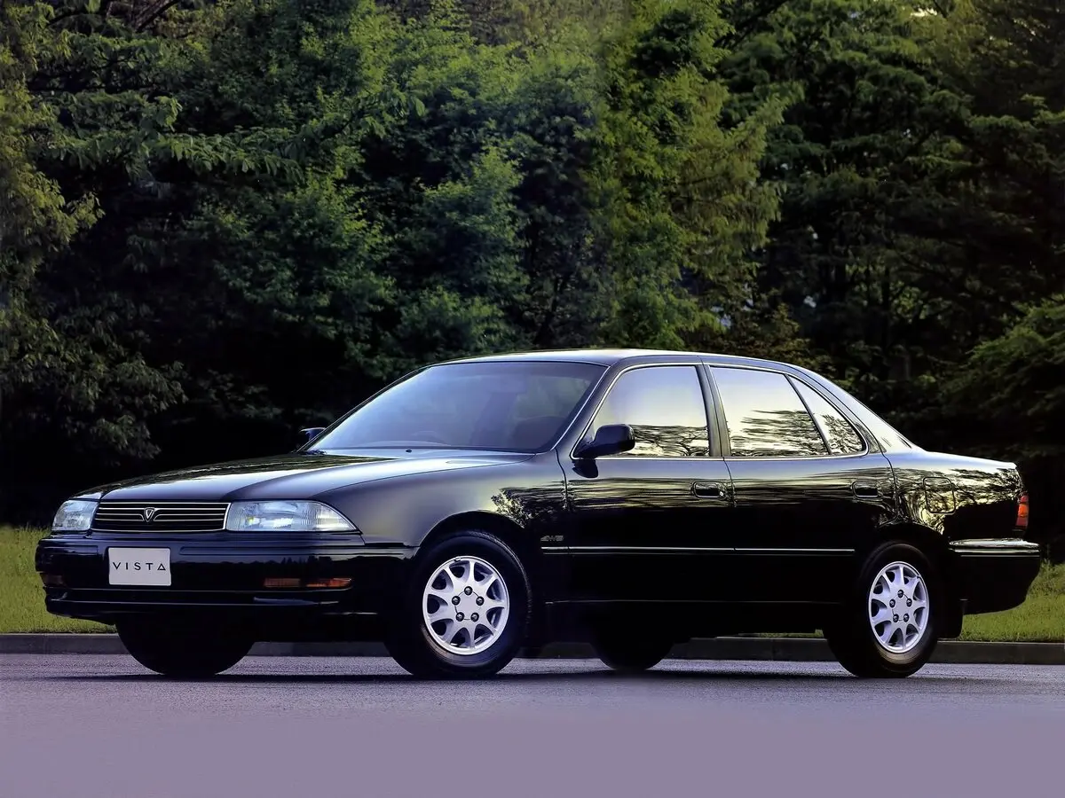 Toyota Vista III (V30) Седан-хардтоп — сүрөт 2