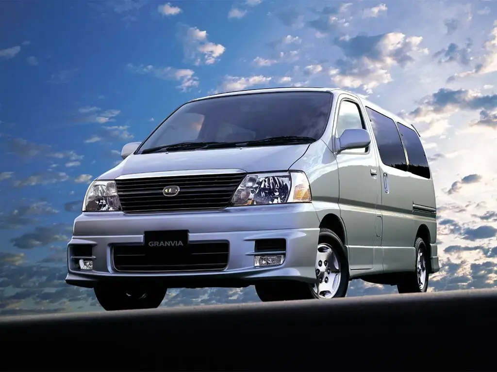 Toyota Granvia I Минивэн — сүрөт 3