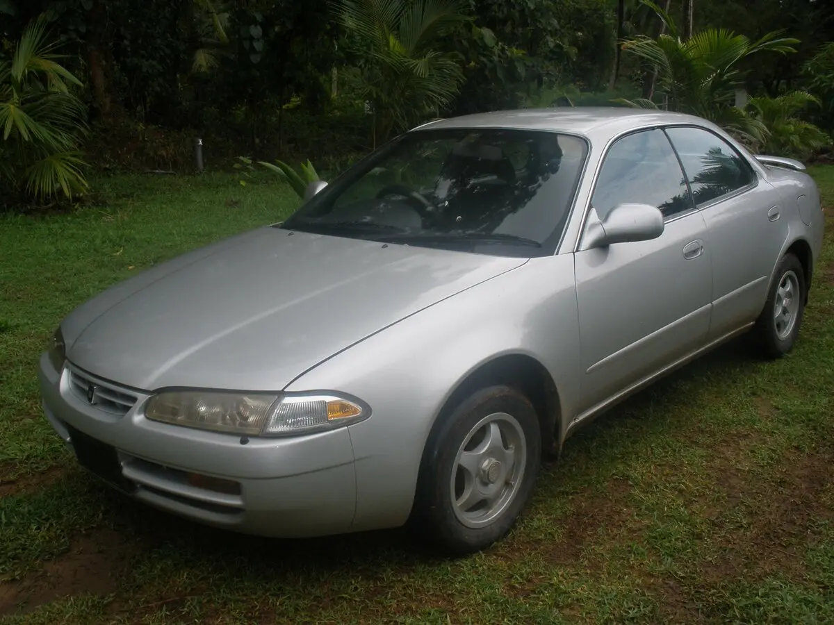 Toyota Sprinter Marino 1992 – 1998