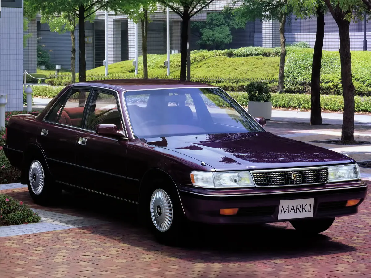 Toyota Mark II VI (X80) Седан