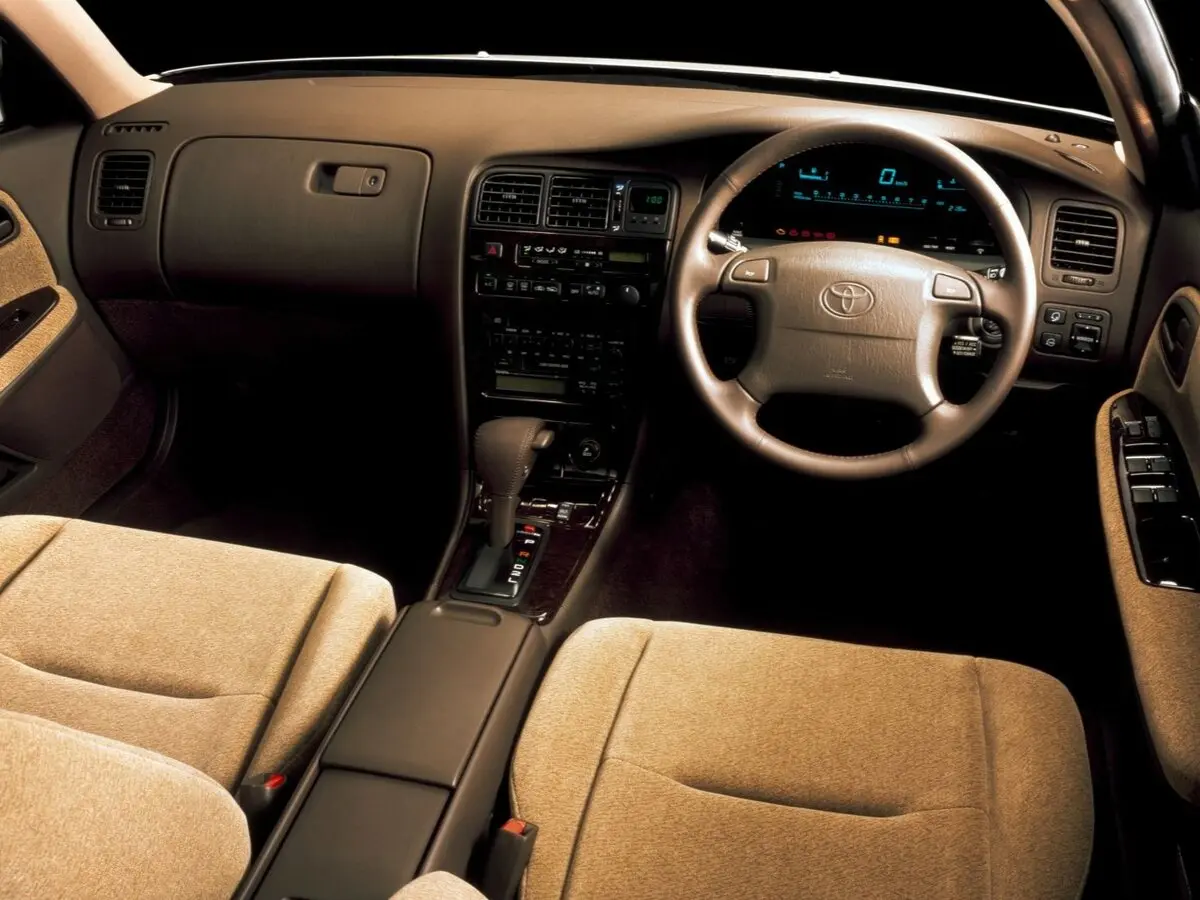 Toyota Mark II VII (X90) Седан — фото 7