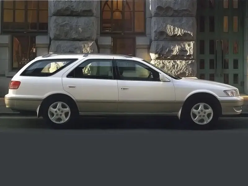 Toyota Mark II VIII (X100) Универсал 5 дв. Qualis — фото 2