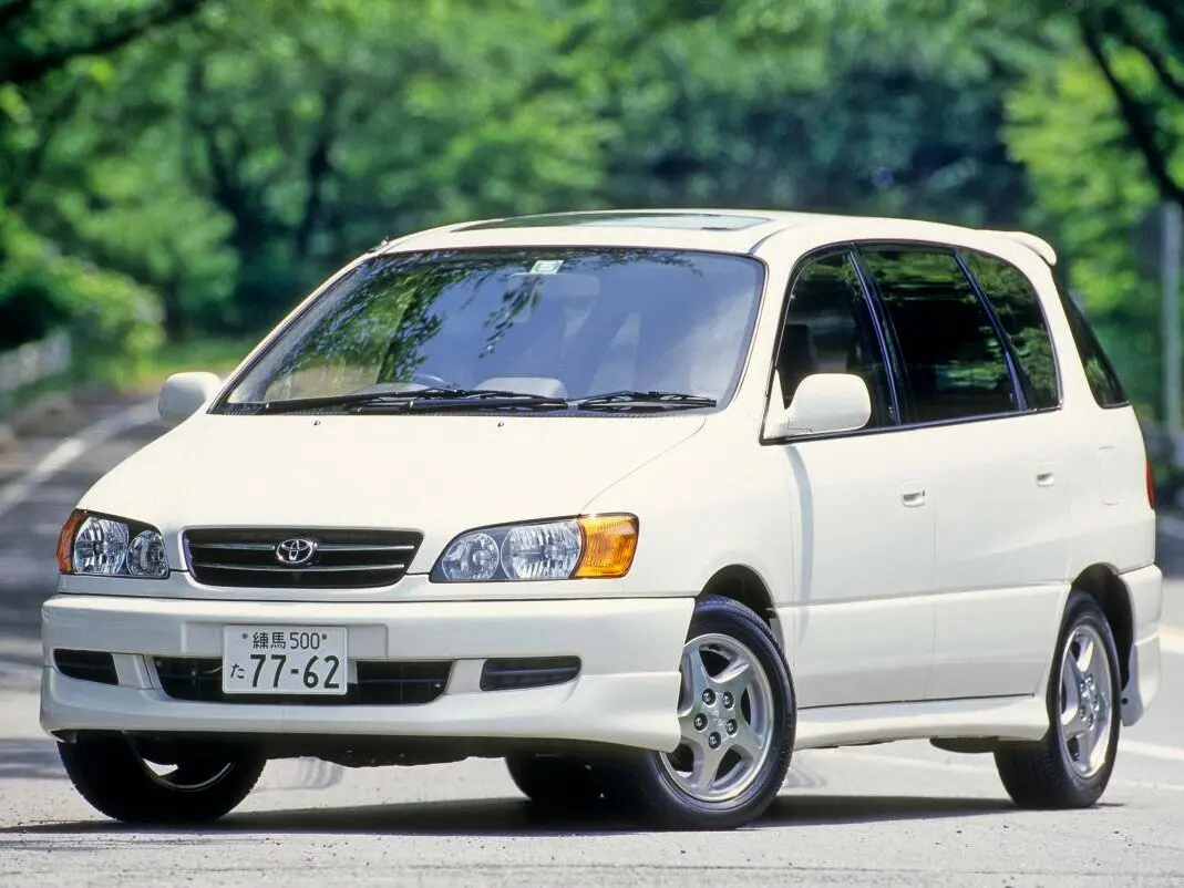 Toyota Ipsum I (M10) Компактвэн — фото 3