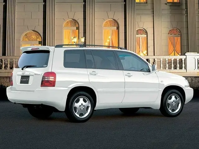 Toyota Kluger I (XU20) Внедорожник 5 дв. — сүрөт 3