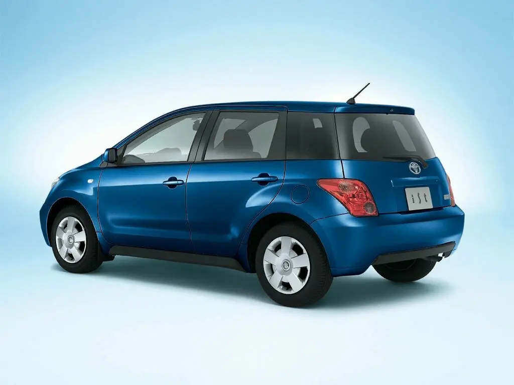 Toyota Ist I Хэтчбек 5 дв. — фото 3