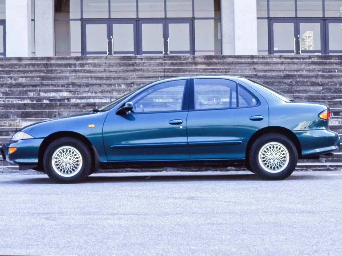 Toyota Cavalier 1995 – 2000 Седан — фото 2