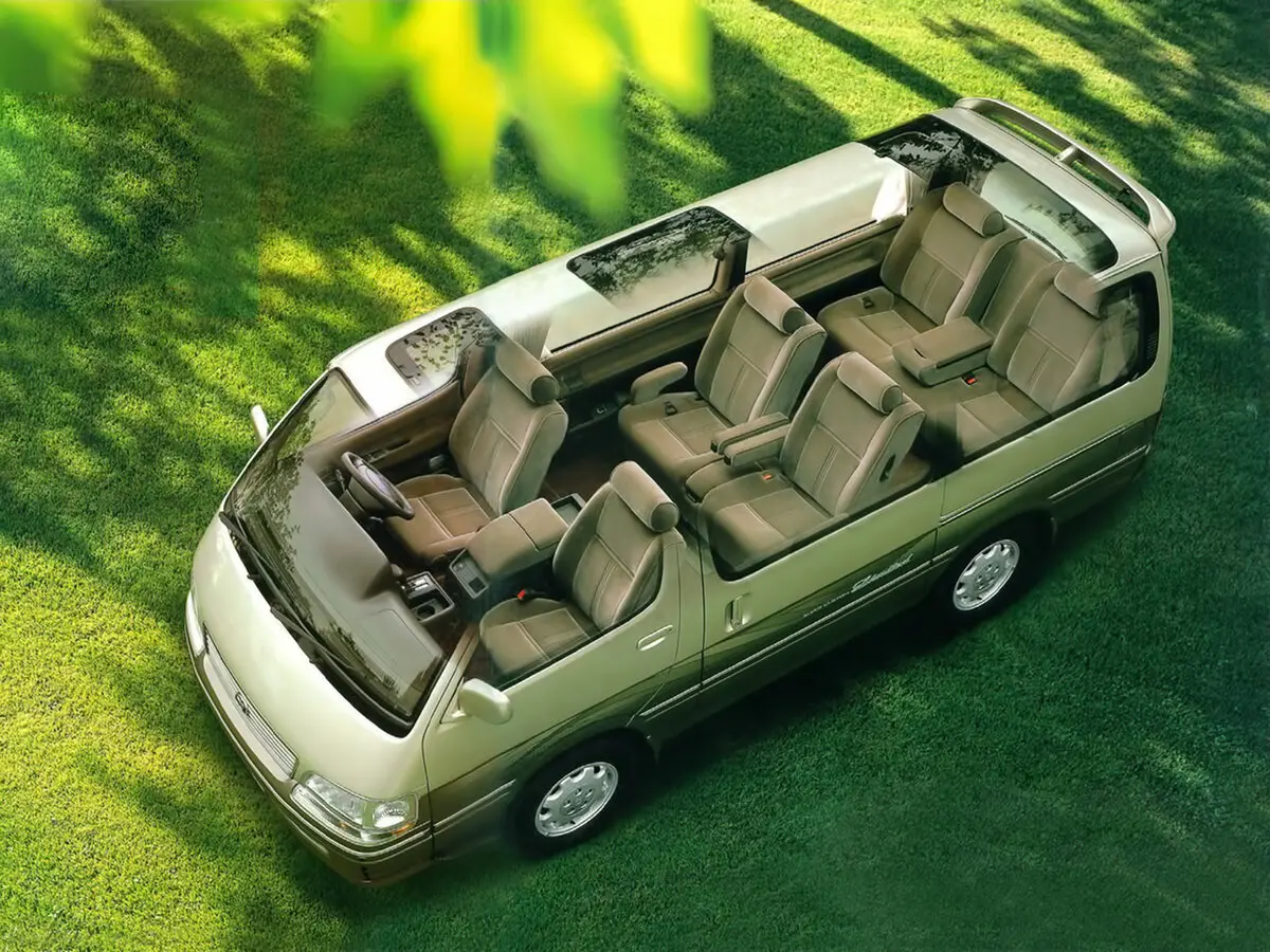 Toyota HiAce H100 Минивэн — 照片 8