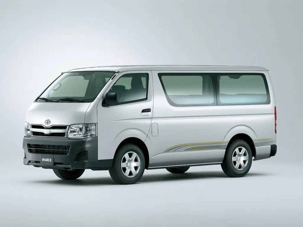 Toyota HiAce H200 Минивэн