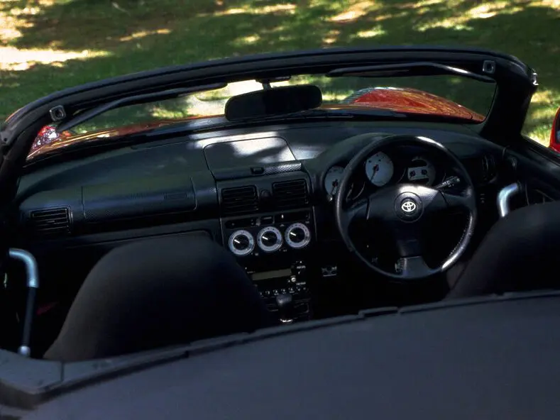 Toyota MR-S I Родстер — фото 5