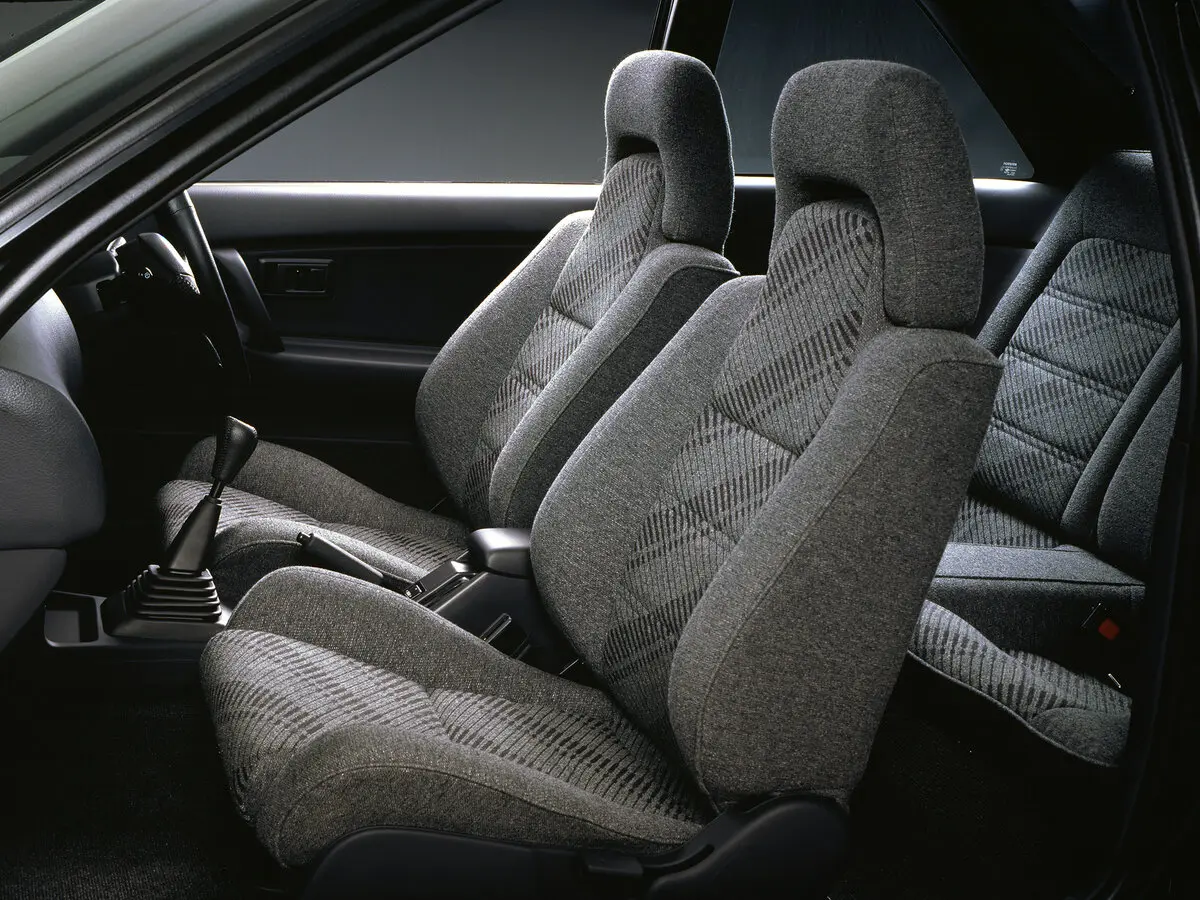 Toyota Corolla Levin V (AE91/AE92) Купе — сүрөт 5