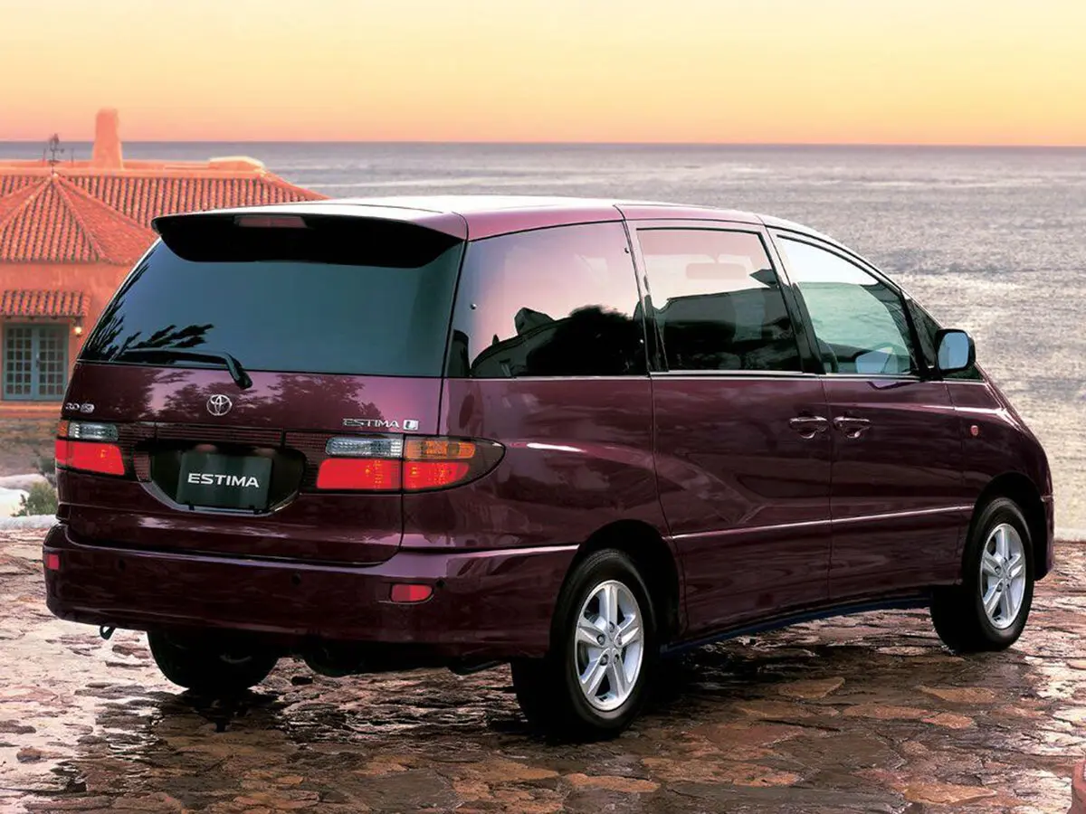 Toyota Estima II Минивэн — фото 3