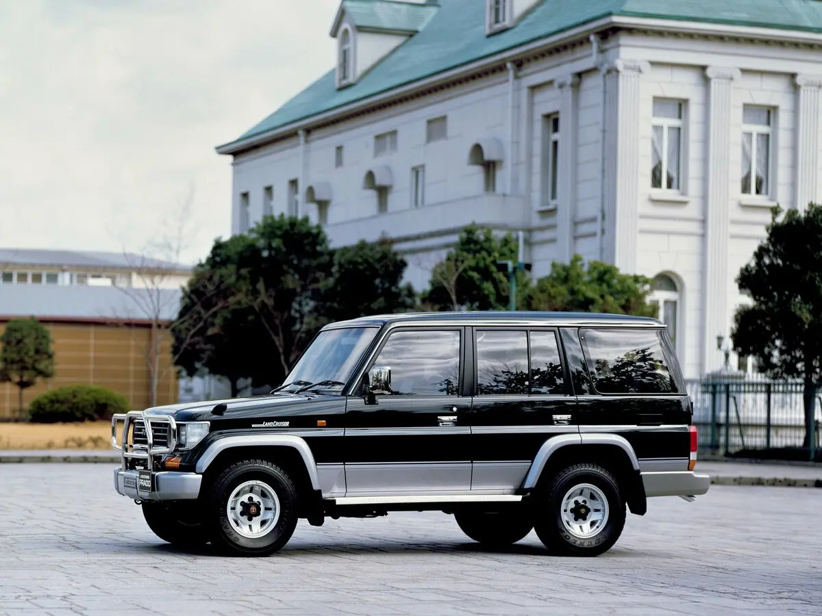 Toyota Land Cruiser Prado 70 Series Внедорожник 5 дв. — фото 2