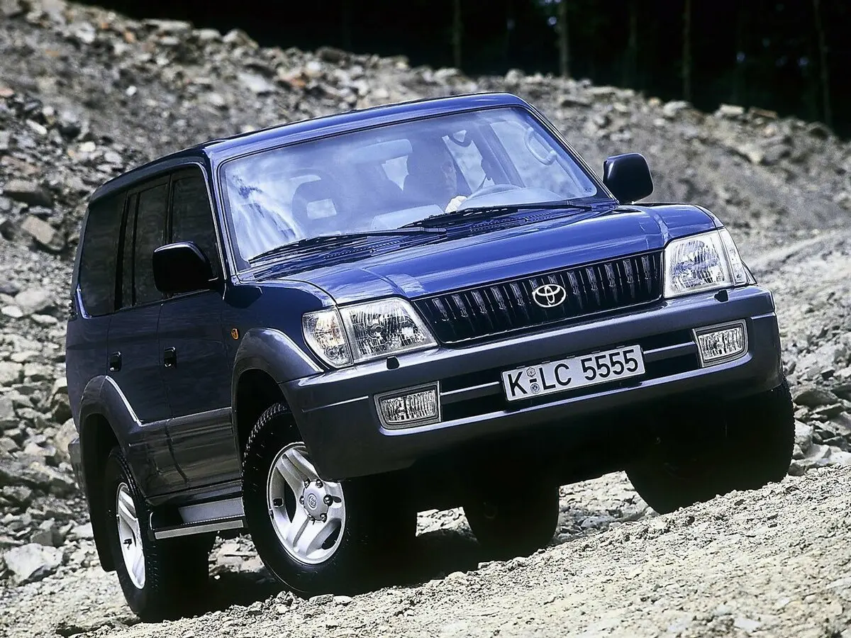Toyota Land Cruiser Prado 90 Series Рестайлинг Внедорожник 5 дв. — фото 4