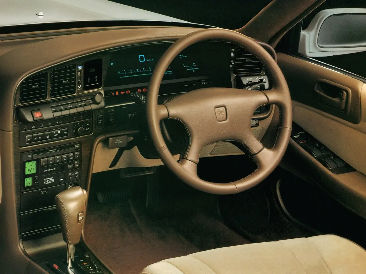 Toyota Chaser IV (X80) Седан — фото 6