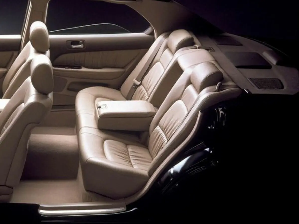 Toyota Celsior II (F20) Седан — фото 4