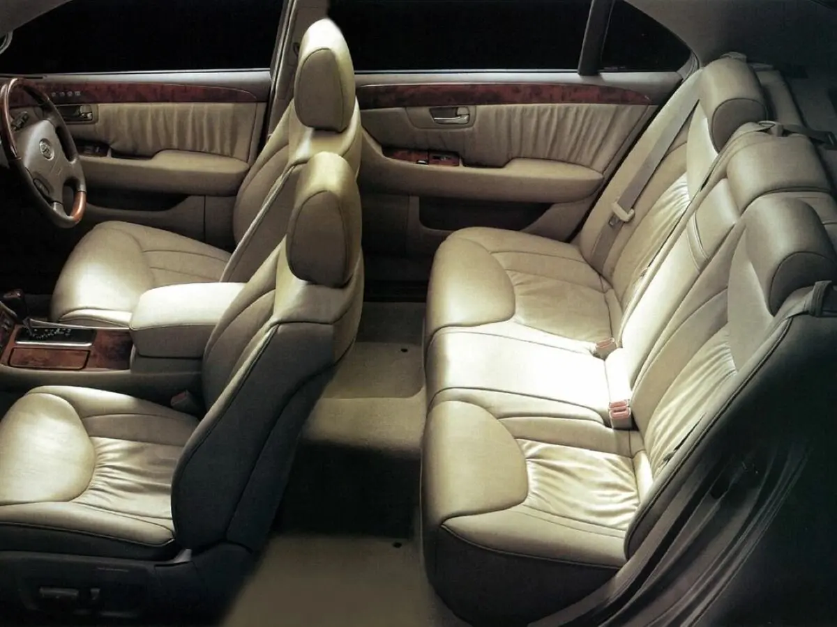 Toyota Celsior III (F30) Седан — фото 5