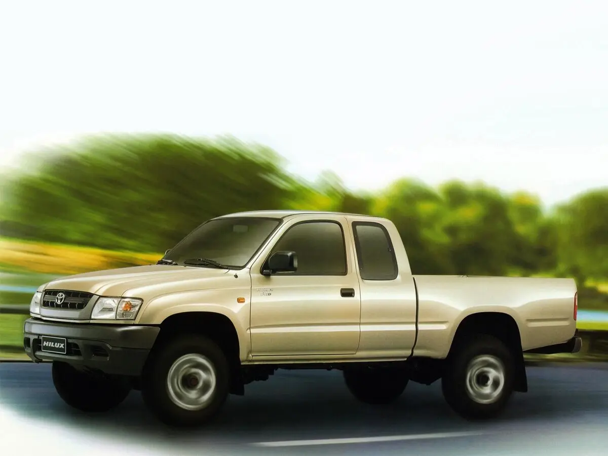 Toyota Hilux VI Рестайлинг Пикап Полуторная кабина Xtra Cab — сүрөт 2