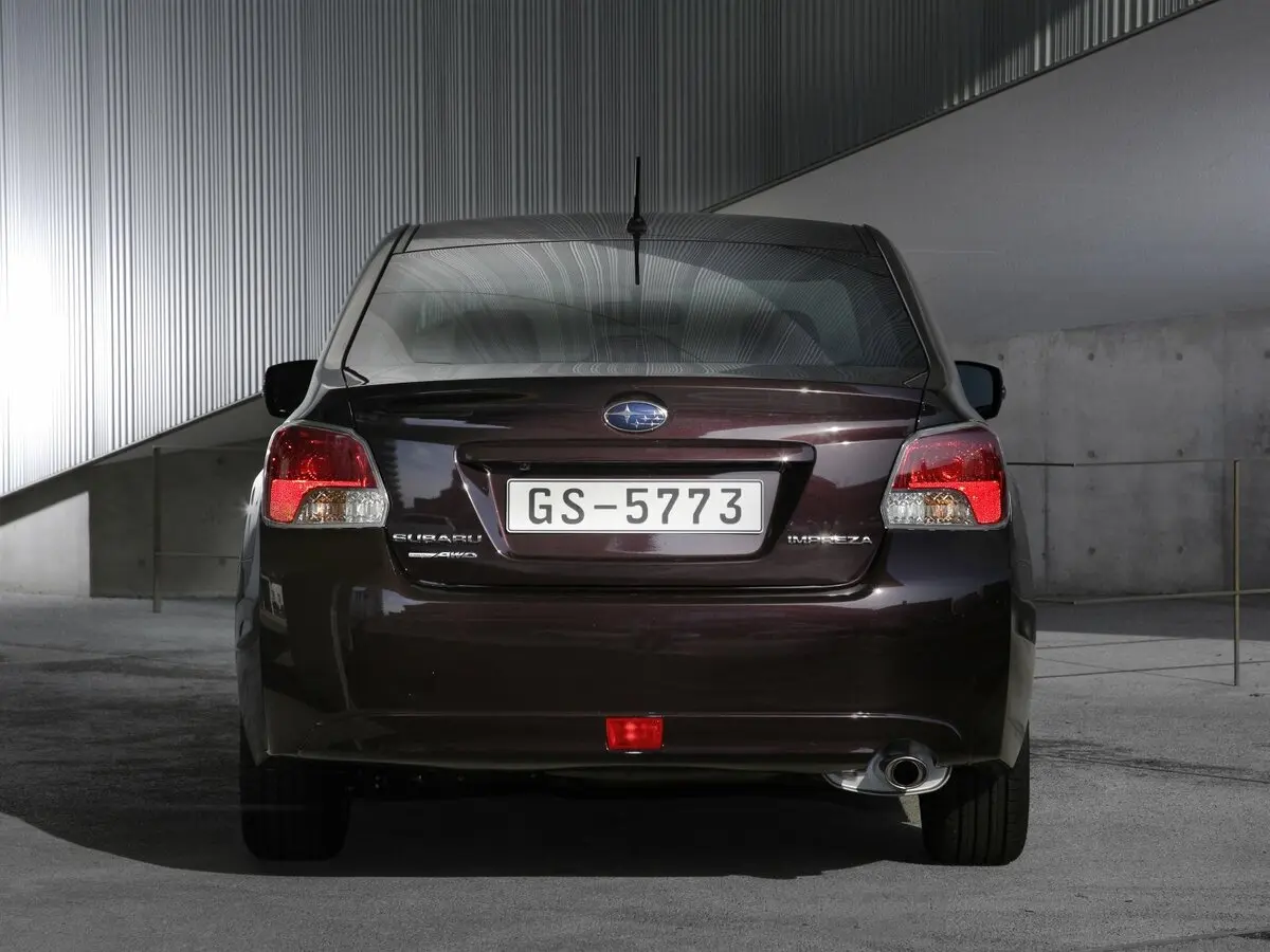 Subaru Impreza IV Седан — фото 4