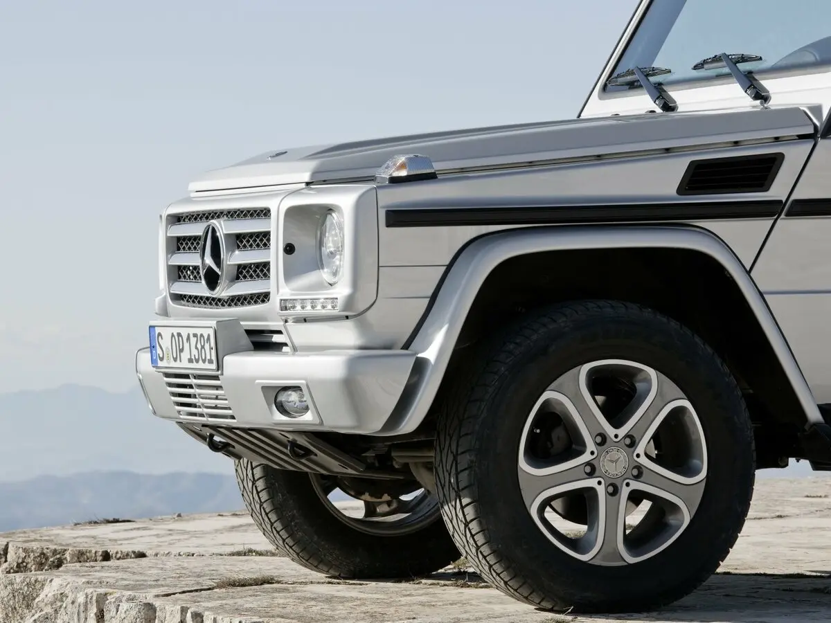 Mercedes-Benz G-Класс II (W463) Рестайлинг 3 Внедорожник 5 дв. — 照片 12