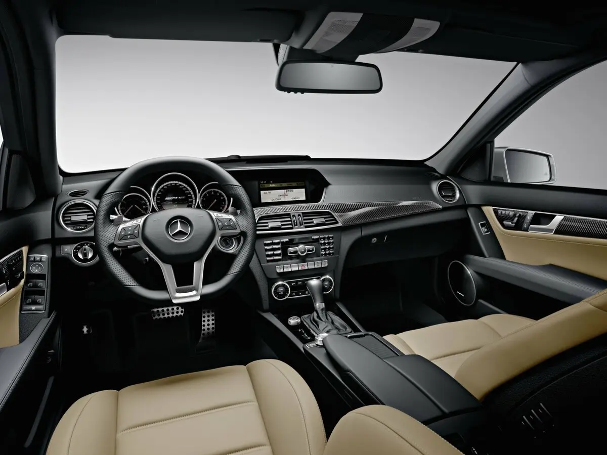 Mercedes-Benz C-Класс AMG III (W204) Рестайлинг Седан — сүрөт 6