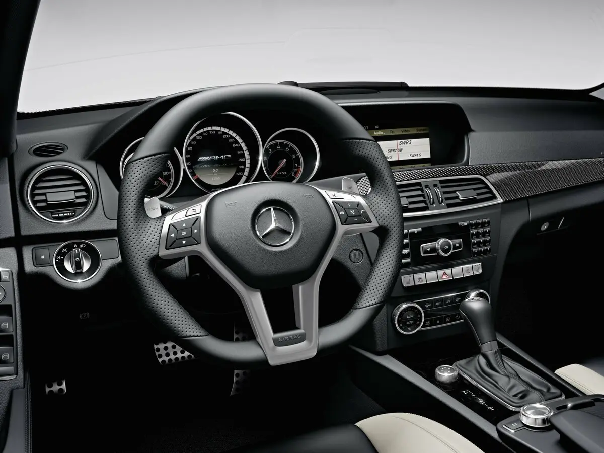 Mercedes-Benz C-Класс AMG III (W204) Рестайлинг Универсал 5 дв. — сүрөт 8