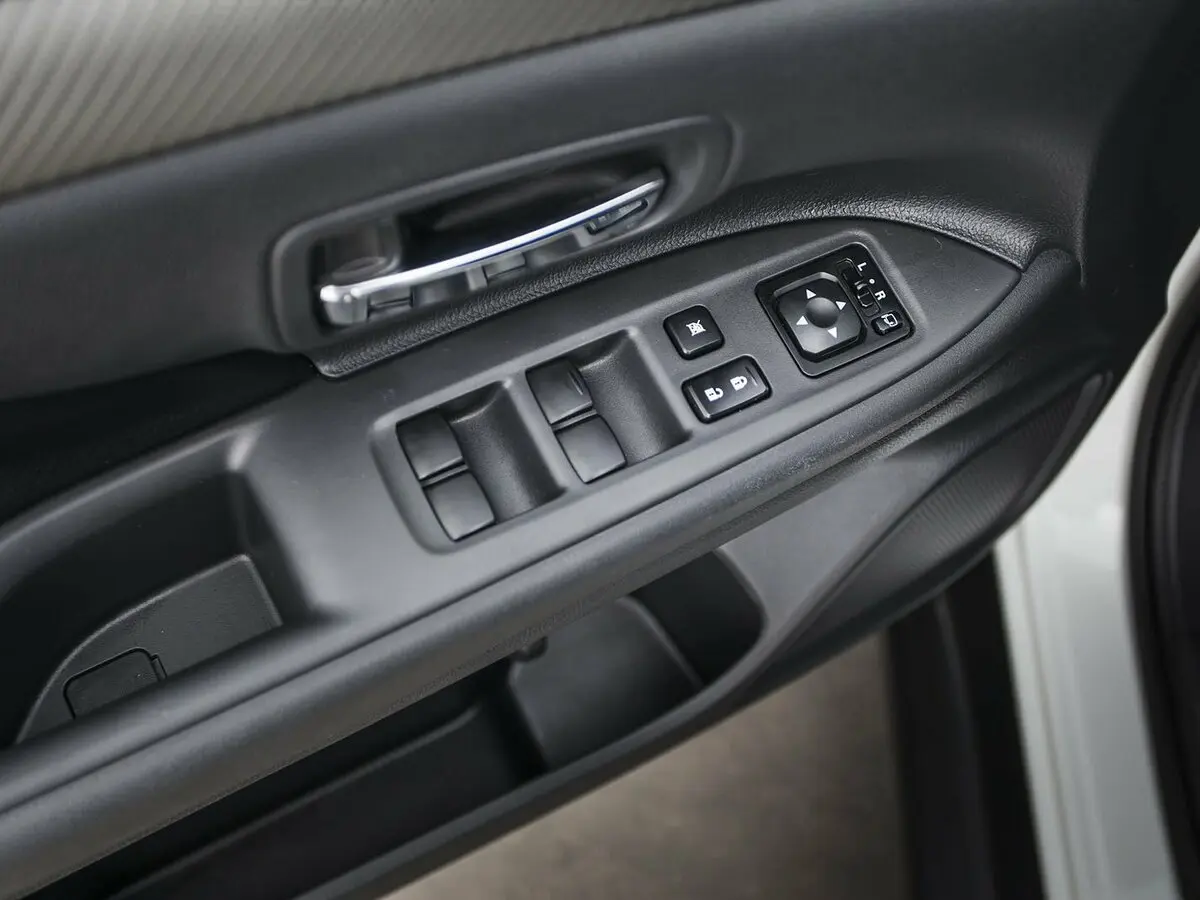 Mitsubishi Outlander III Внедорожник 5 дв. — photo 24