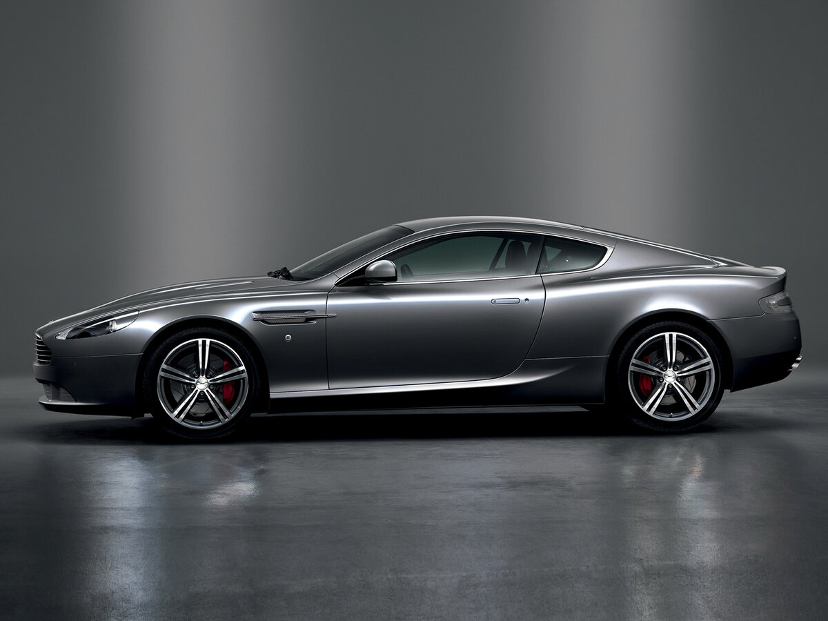 Aston Martin DB9 I Рестайлинг Купе — фото 2