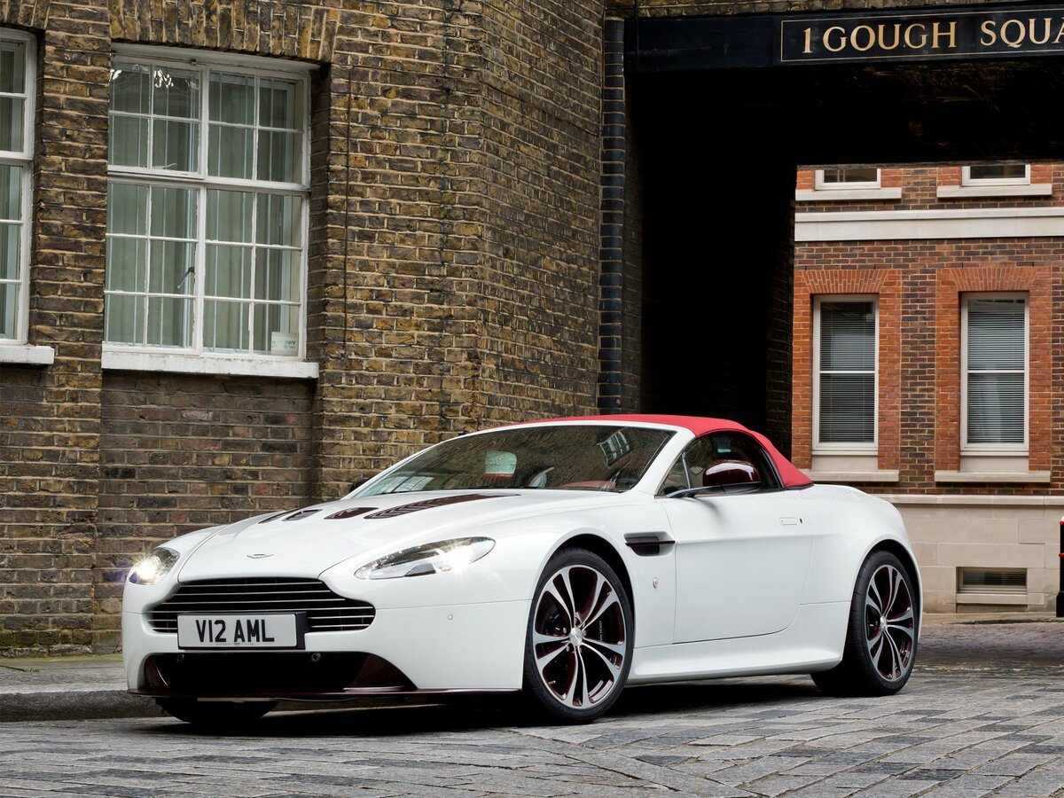 Aston Martin V12 Vantage I Родстер