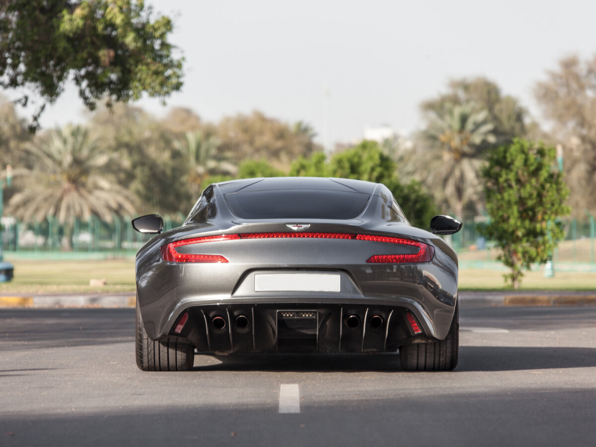 Aston Martin One-77 2009 – 2012 Купе — фото 5
