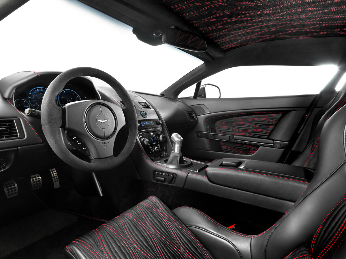Aston Martin V12 Zagato 2011 – 2012 Купе — фото 6