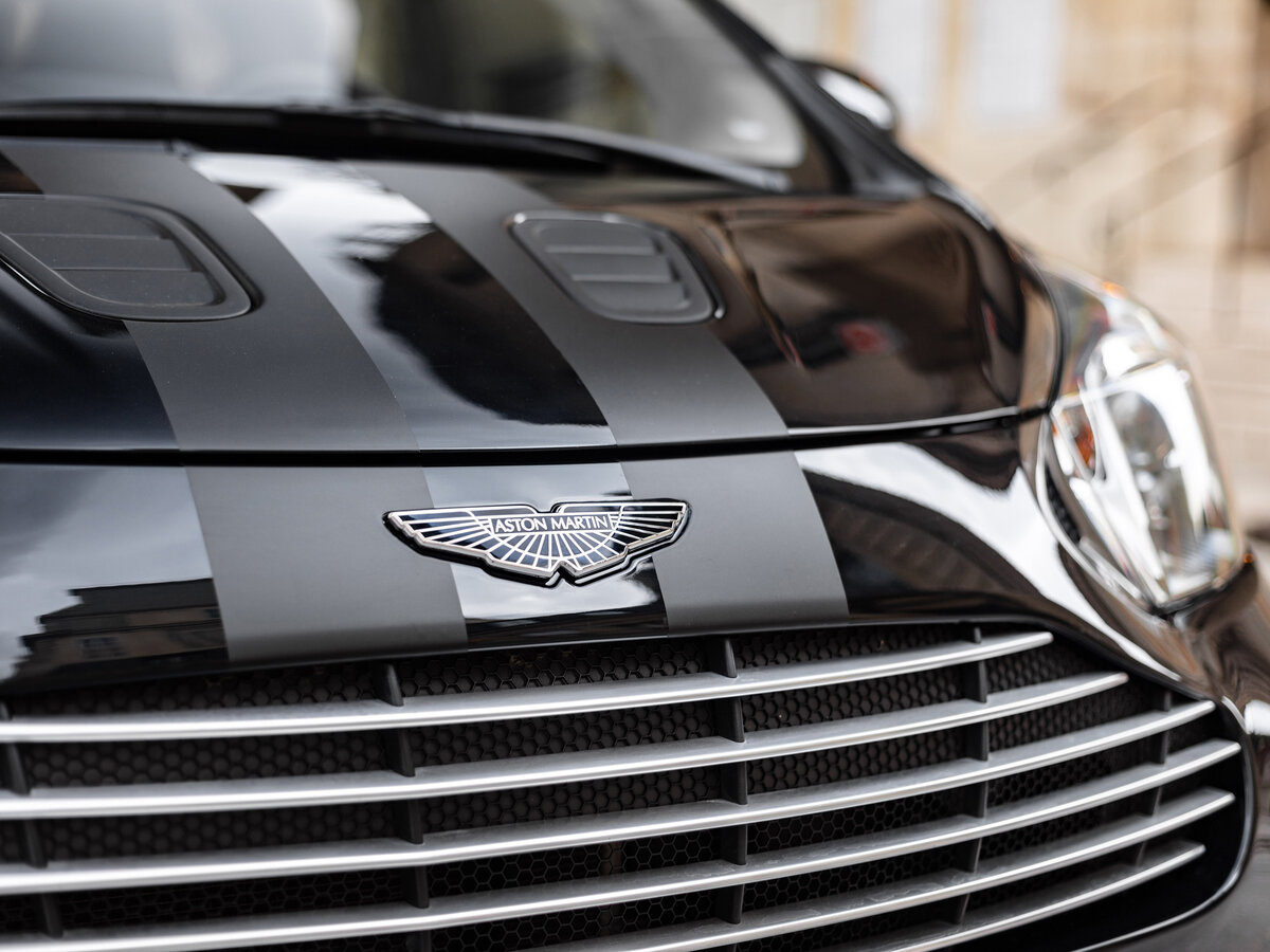 Aston Martin Cygnet 2011 – 2013 Хэтчбек 3 дв. — фото 17