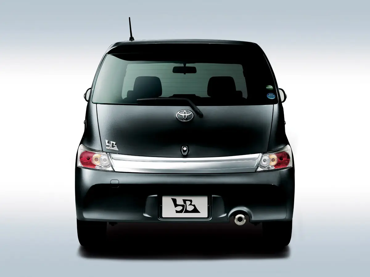 Toyota bB II Рестайлинг Компактвэн — фото 2