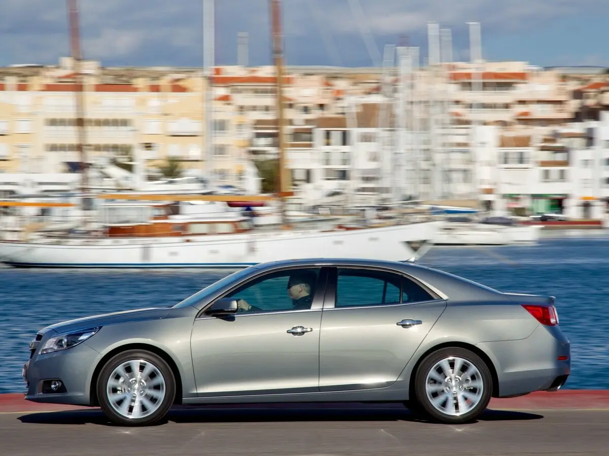 Chevrolet Malibu VIII Седан — сүрөт 2