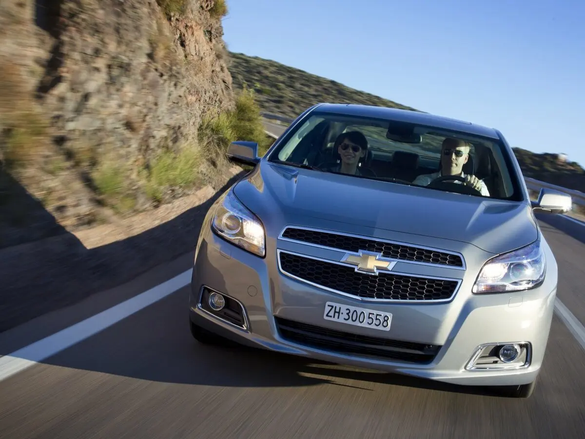 Chevrolet Malibu VIII Седан — сүрөт 3