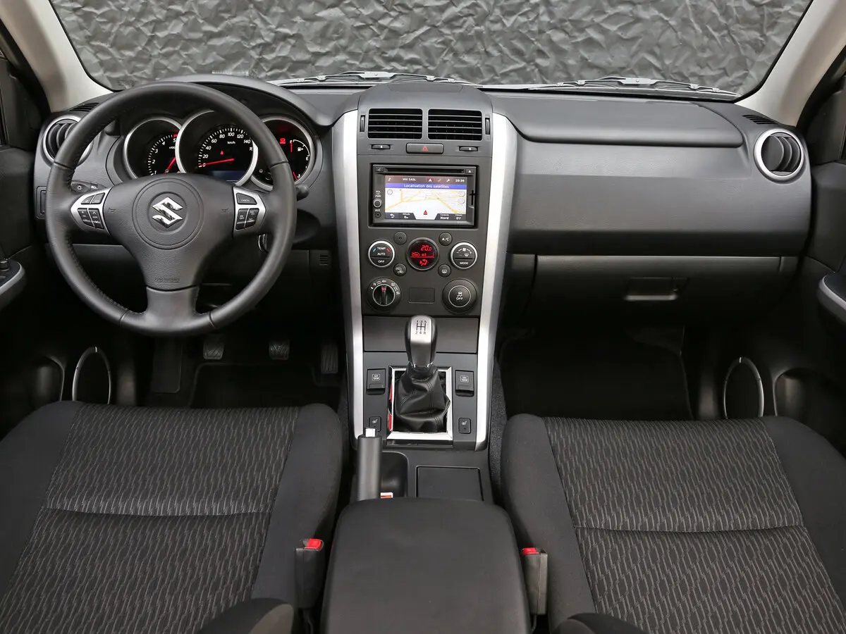 Suzuki Grand Vitara II Рестайлинг 2 Внедорожник 5 дв. — сүрөт 6