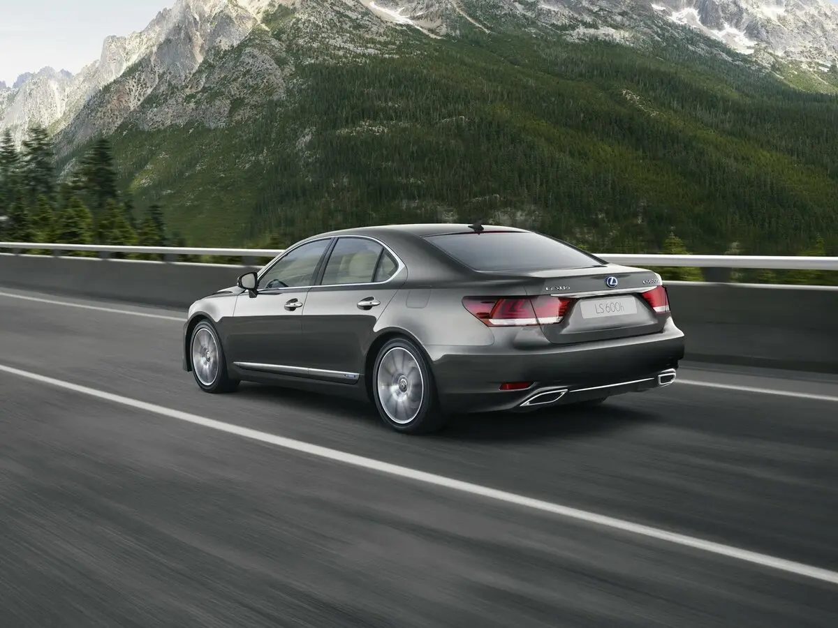 Lexus LS IV Рестайлинг 2 Седан — фото 4