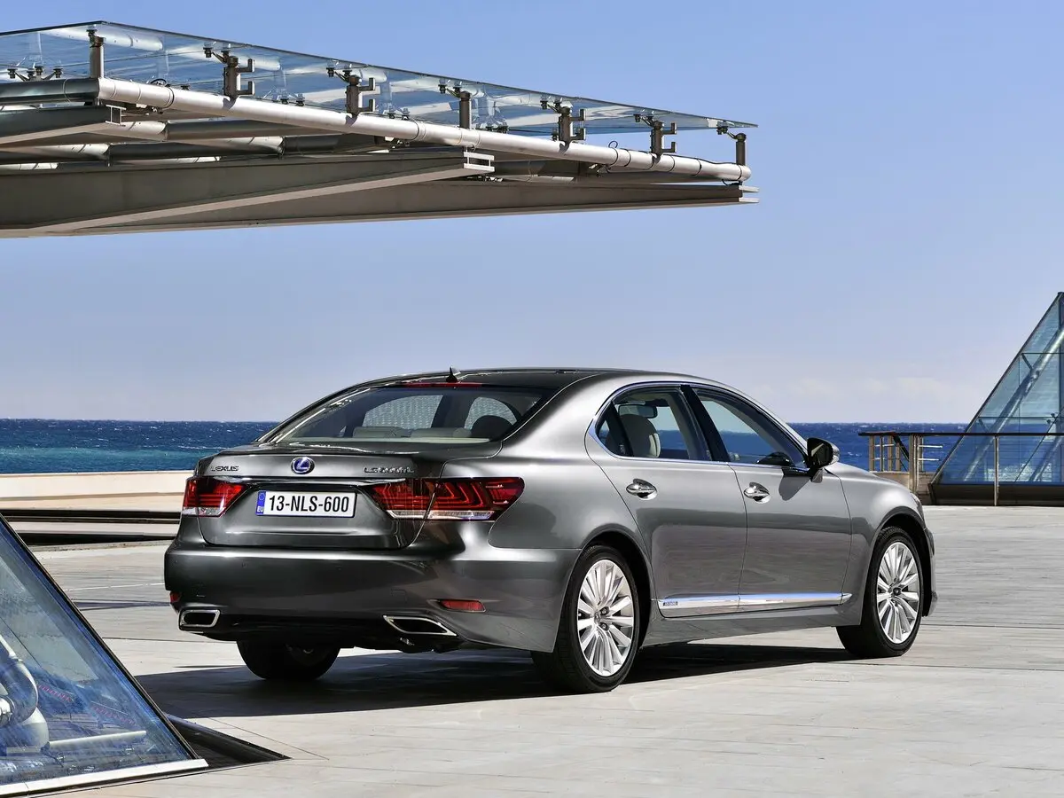 Lexus LS IV Рестайлинг 2 Седан Long — фото 5