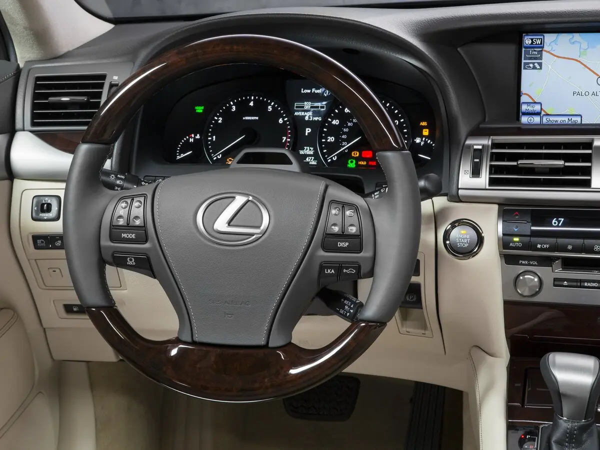 Lexus LS IV Рестайлинг 2 Седан Long — фото 9