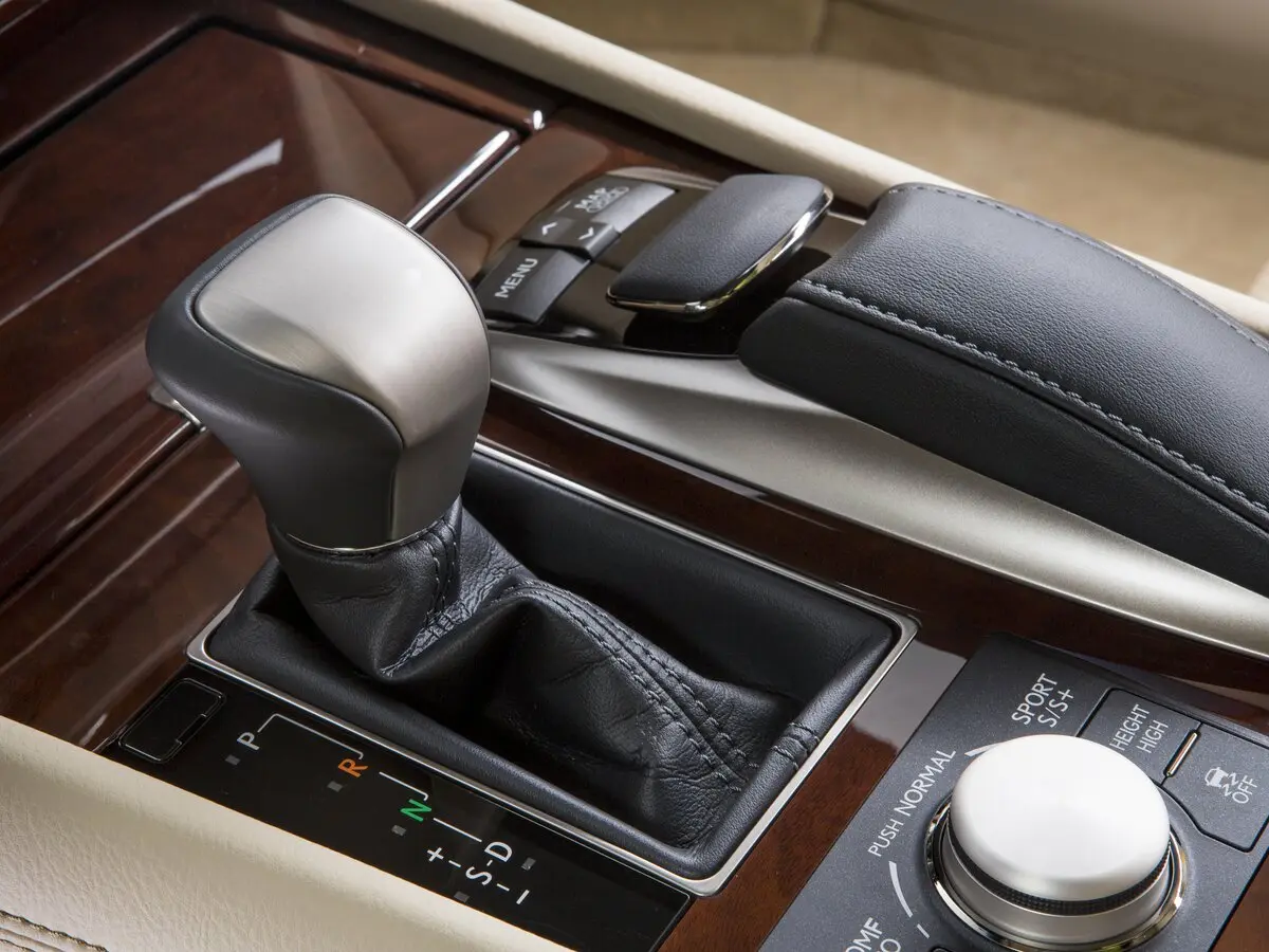 Lexus LS IV Рестайлинг 2 Седан Long — фото 12