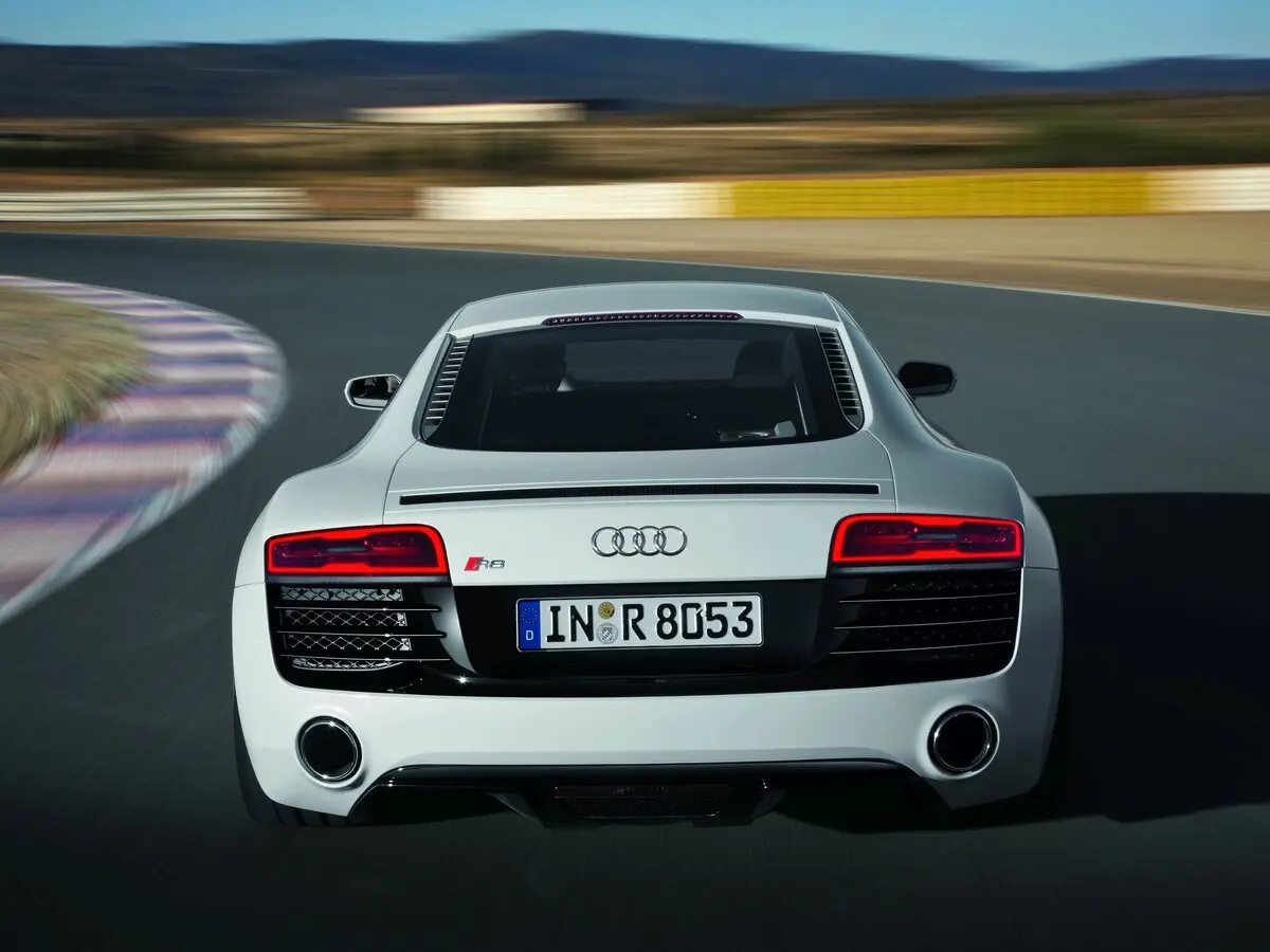 Audi R8 I (Typ 42) Рестайлинг Купе — сүрөт 4
