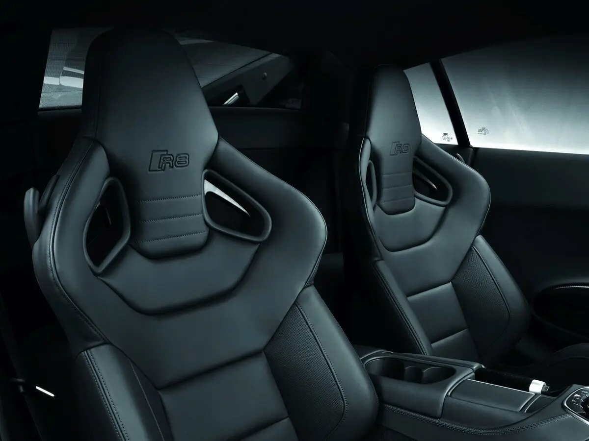 Audi R8 I (Typ 42) Рестайлинг Купе — сүрөт 14