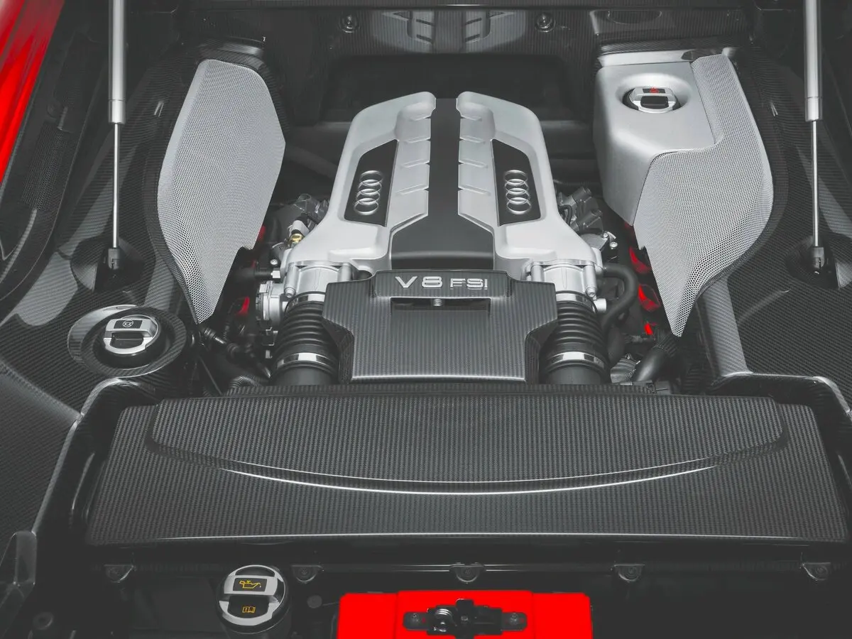 Audi R8 I (Typ 42) Рестайлинг Родстер — сүрөт 14