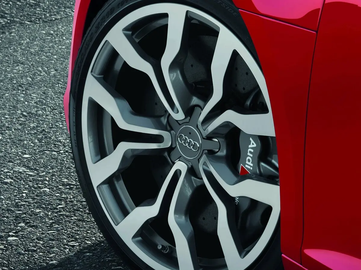 Audi R8 I (Typ 42) Рестайлинг Родстер — сүрөт 15