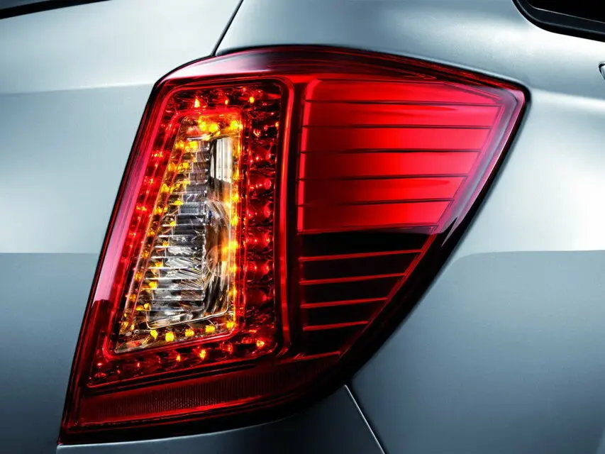 Lifan X60 I Внедорожник 5 дв. — 照片 16