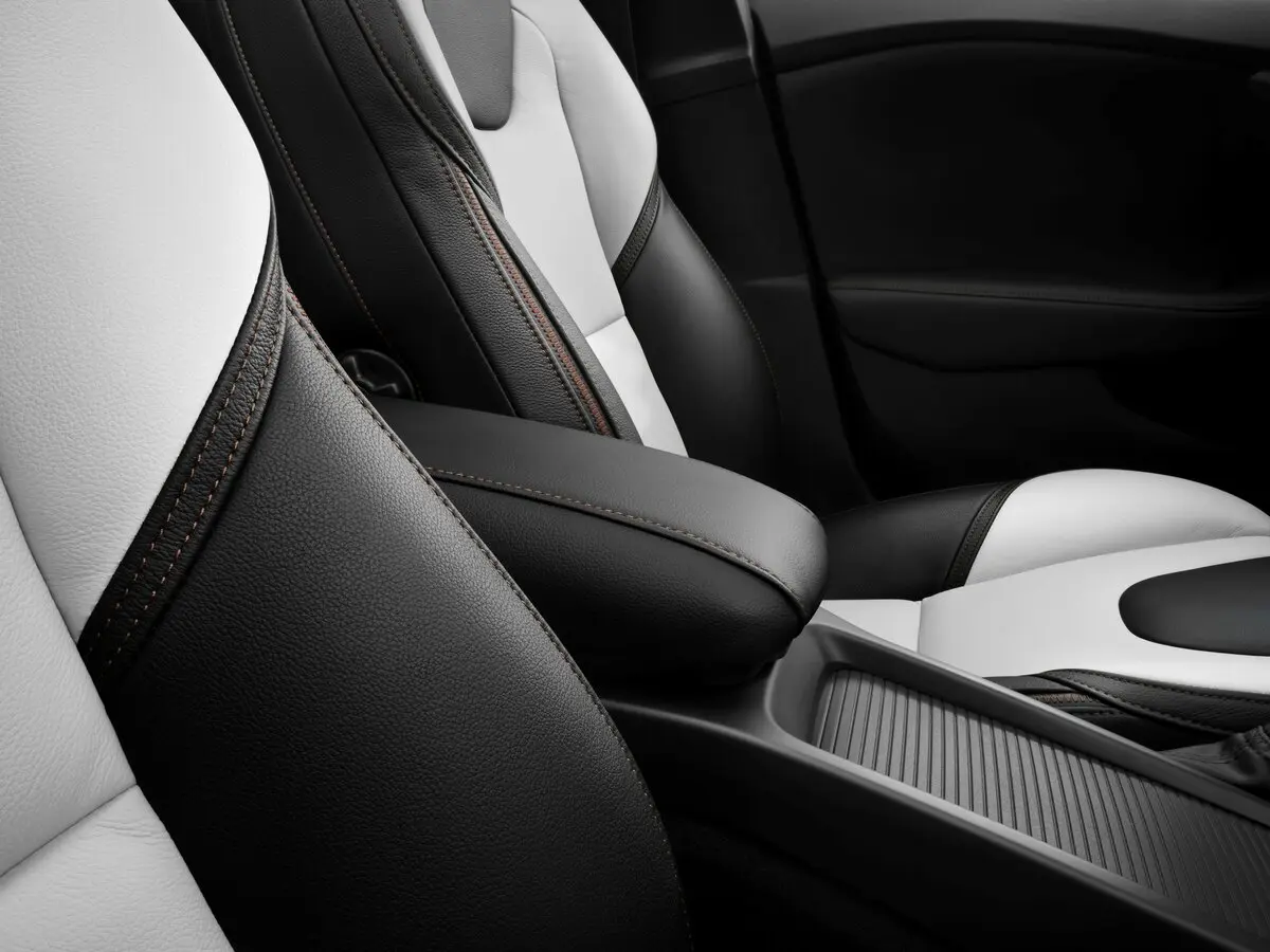 Volvo V40 Cross Country I Хэтчбек 5 дв. — сүрөт 17