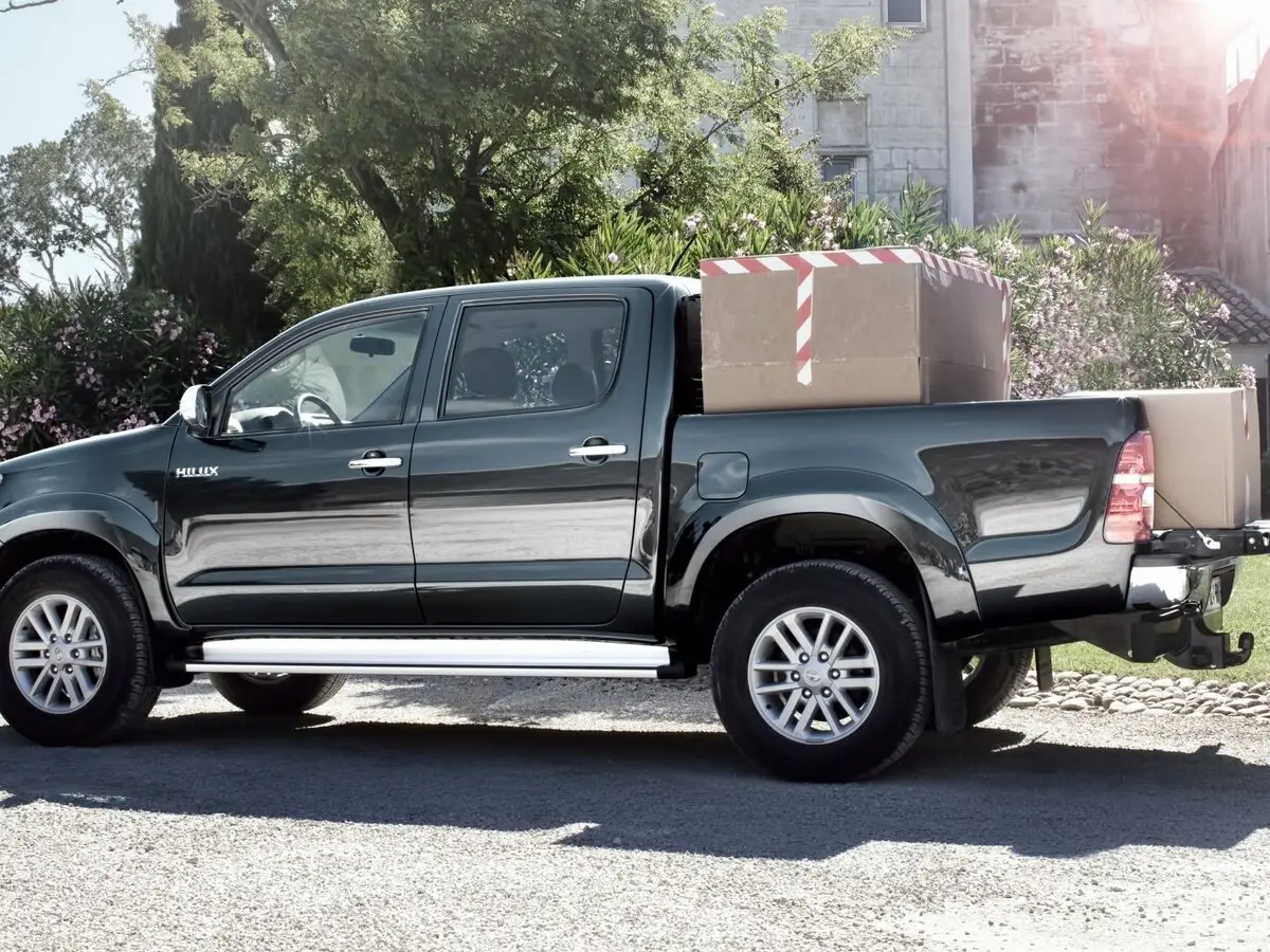 Toyota Hilux VII Рестайлинг Пикап Двойная кабина — сүрөт 2