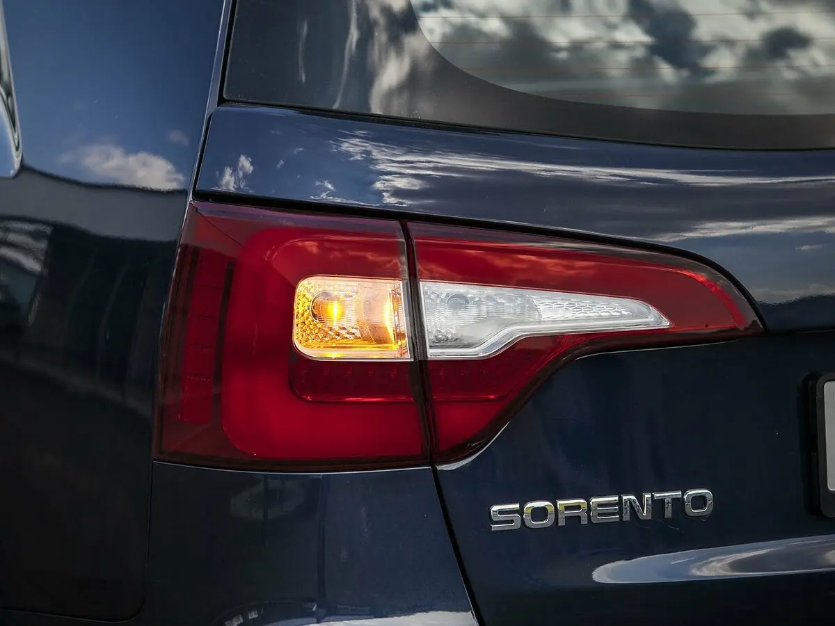 Kia Sorento II Рестайлинг Внедорожник 5 дв. — фото 32