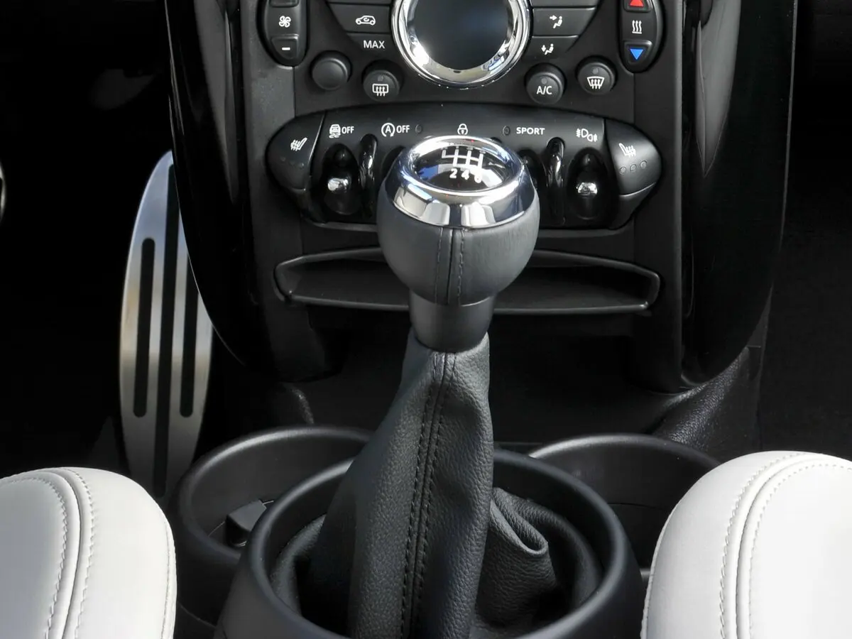 Mini Paceman I Хэтчбек 3 дв. Cooper S — photo 14