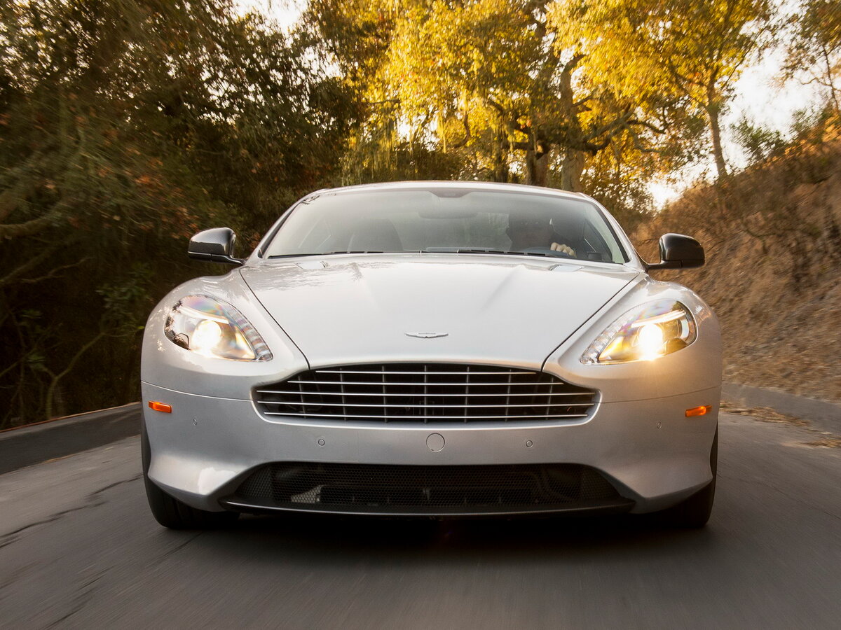 Aston Martin DB9 I Рестайлинг 2 Купе — фото 3